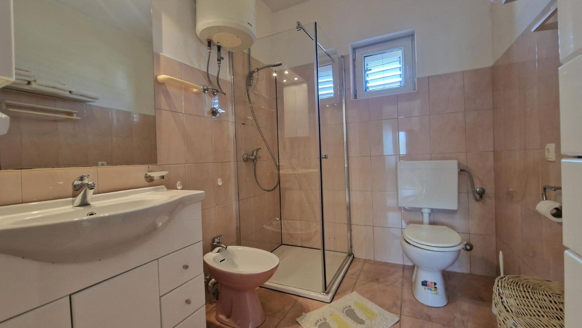 Kuca Za Odmor Laura Apartman Ražanac Kültér fotó