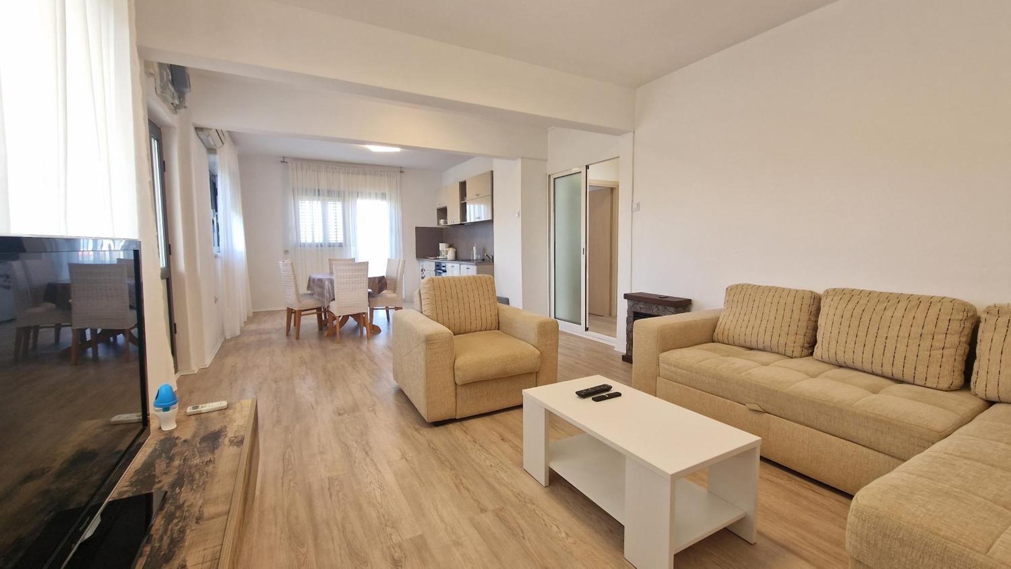 Kuca Za Odmor Laura Apartman Ražanac Kültér fotó