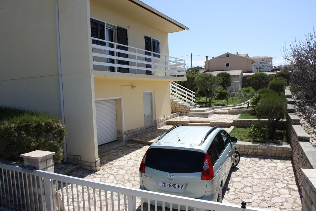 Kuca Za Odmor Laura Apartman Ražanac Kültér fotó